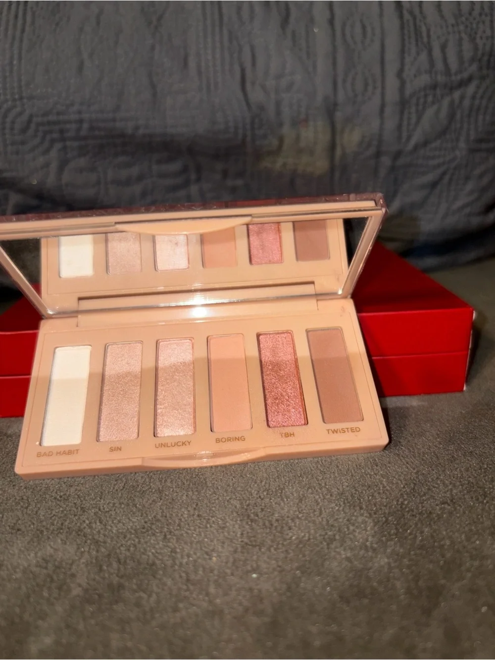 Urban Decay Naked Neutral Pink Eyeshadow Palette - Soft Nude Pink Shades